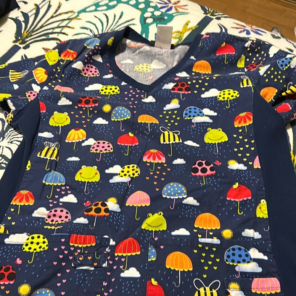 Scrub top